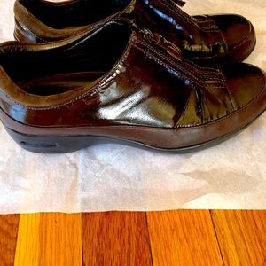 Cole haan  women shoes in very good condition